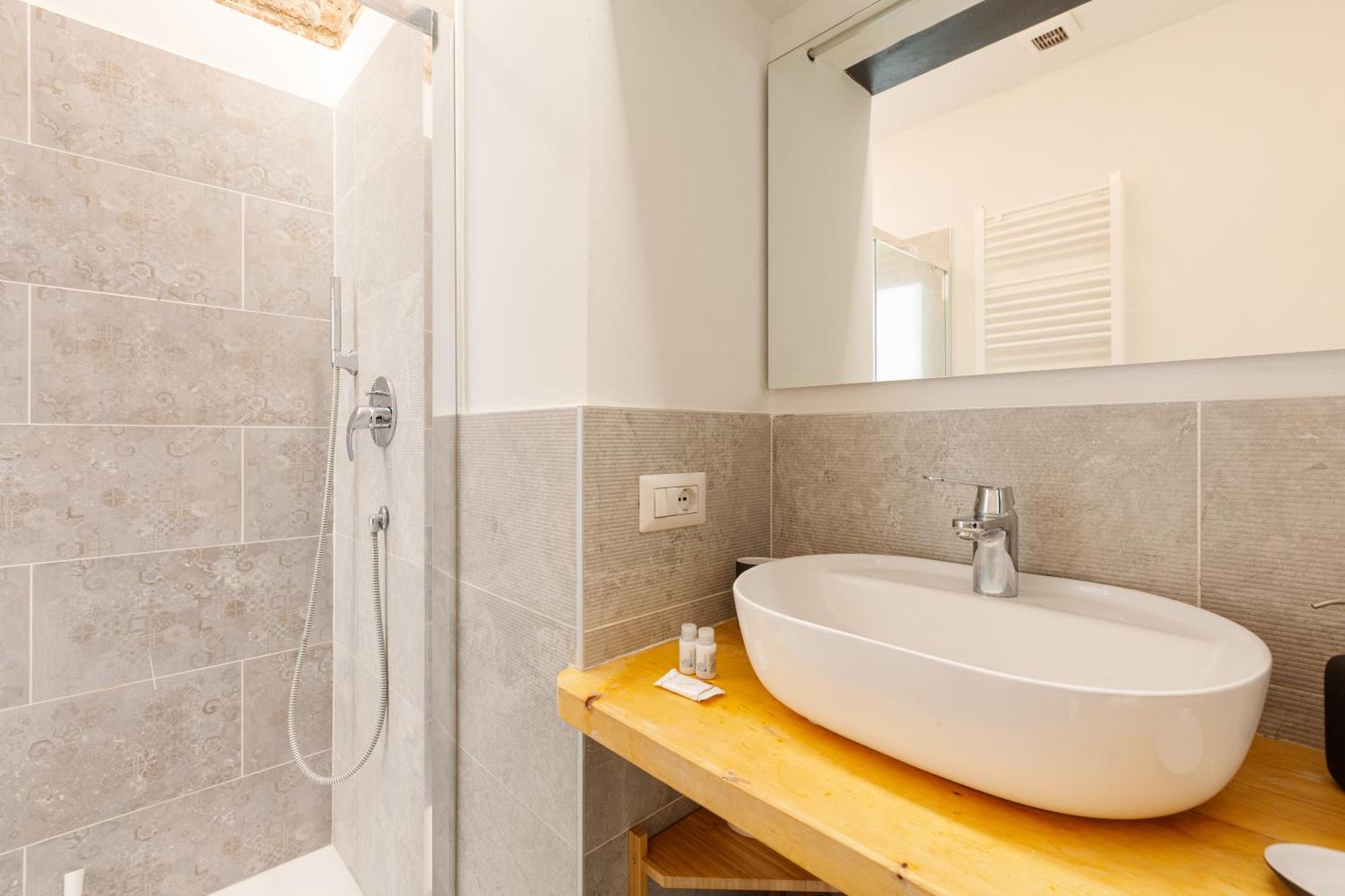 Apartment Bright -pasteur M1 Milan